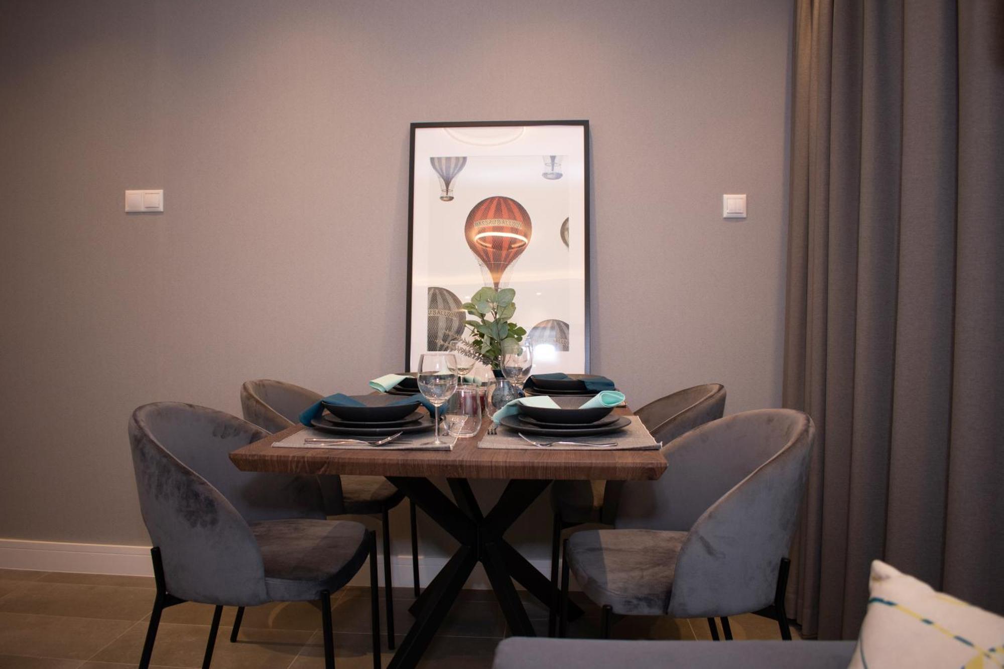 Luxury Cozy 2 Bdr Downtown Apt.2 บูดาเปสต์ ภายนอก รูปภาพ